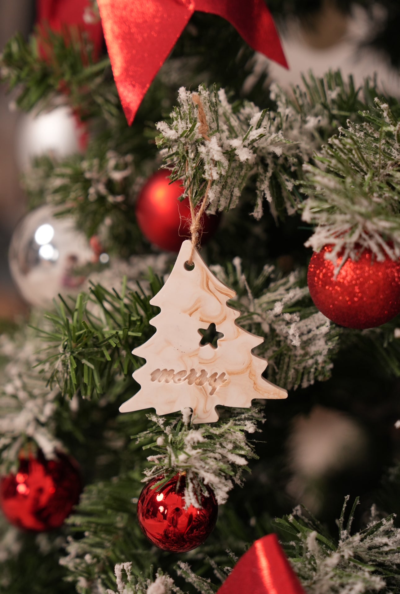 Sapin décoratif à suspendre