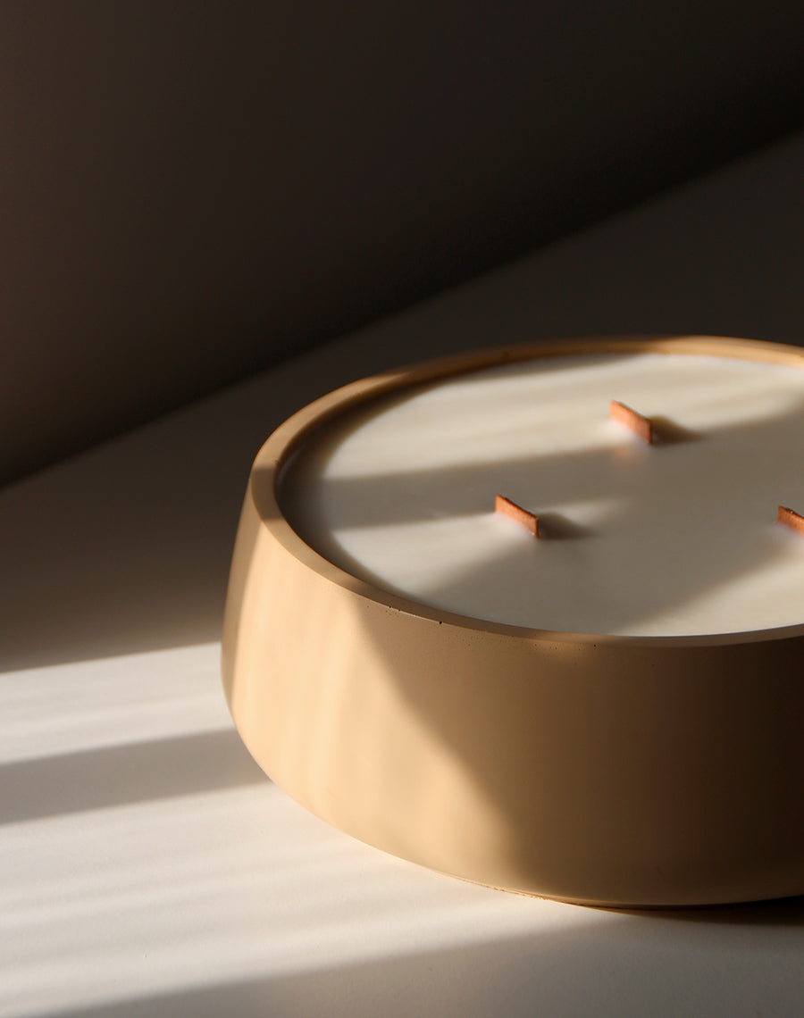 énorme bougie parfumée pour son intérieur