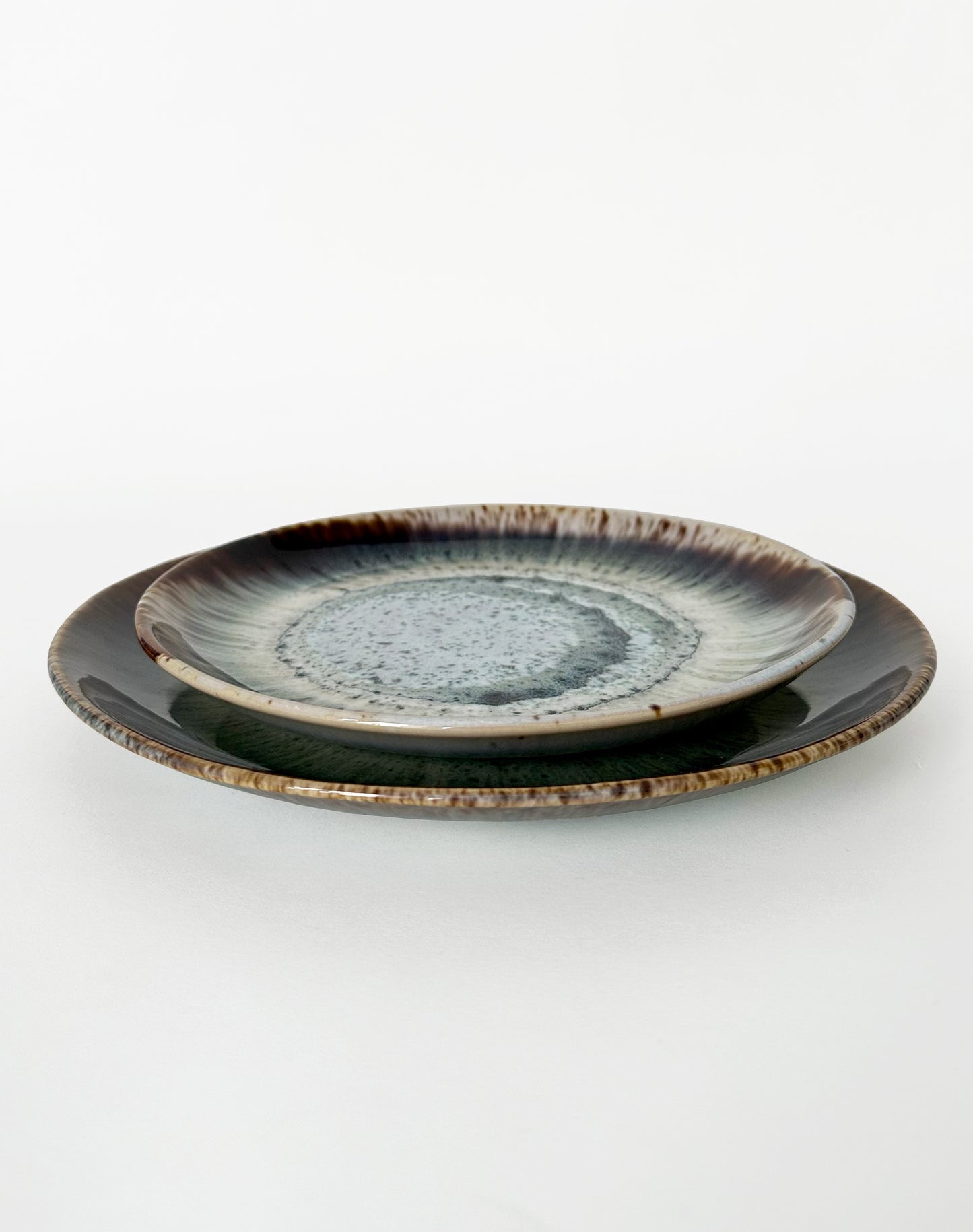 Assiette en grès