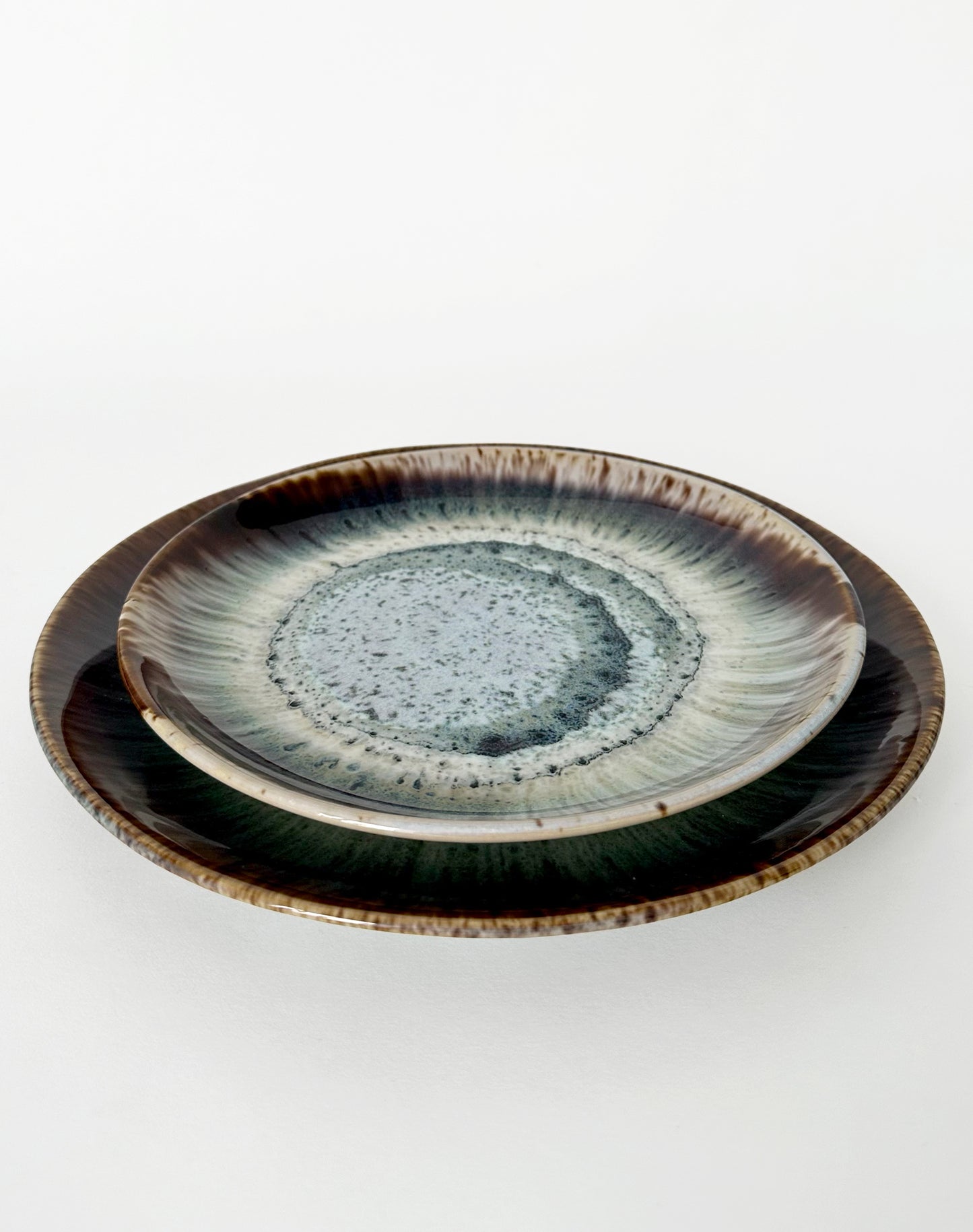 Assiette à dessert en grès